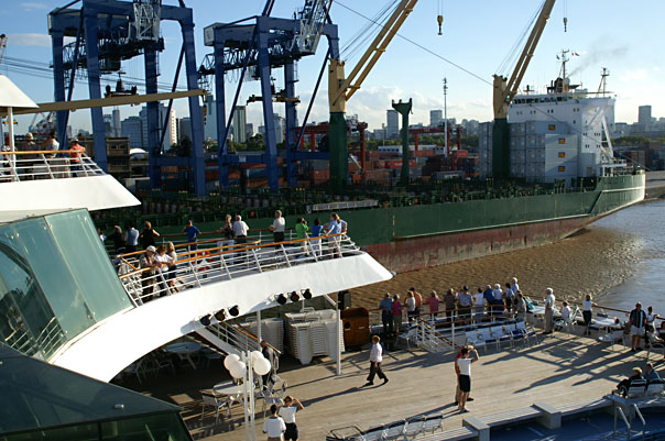 The Norwegian Crown & Port Activity
